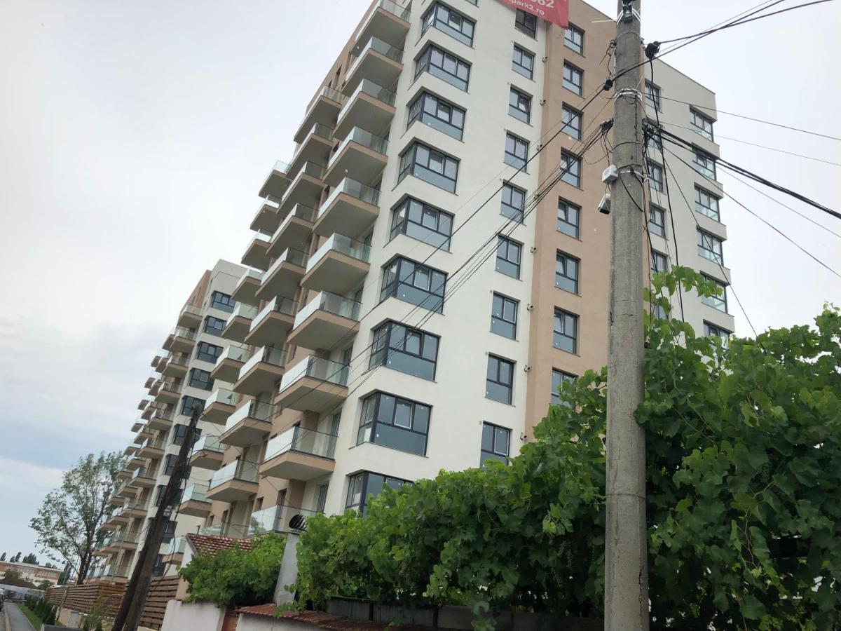 Beautiful Penthouse Lakeview W18 Apartment *